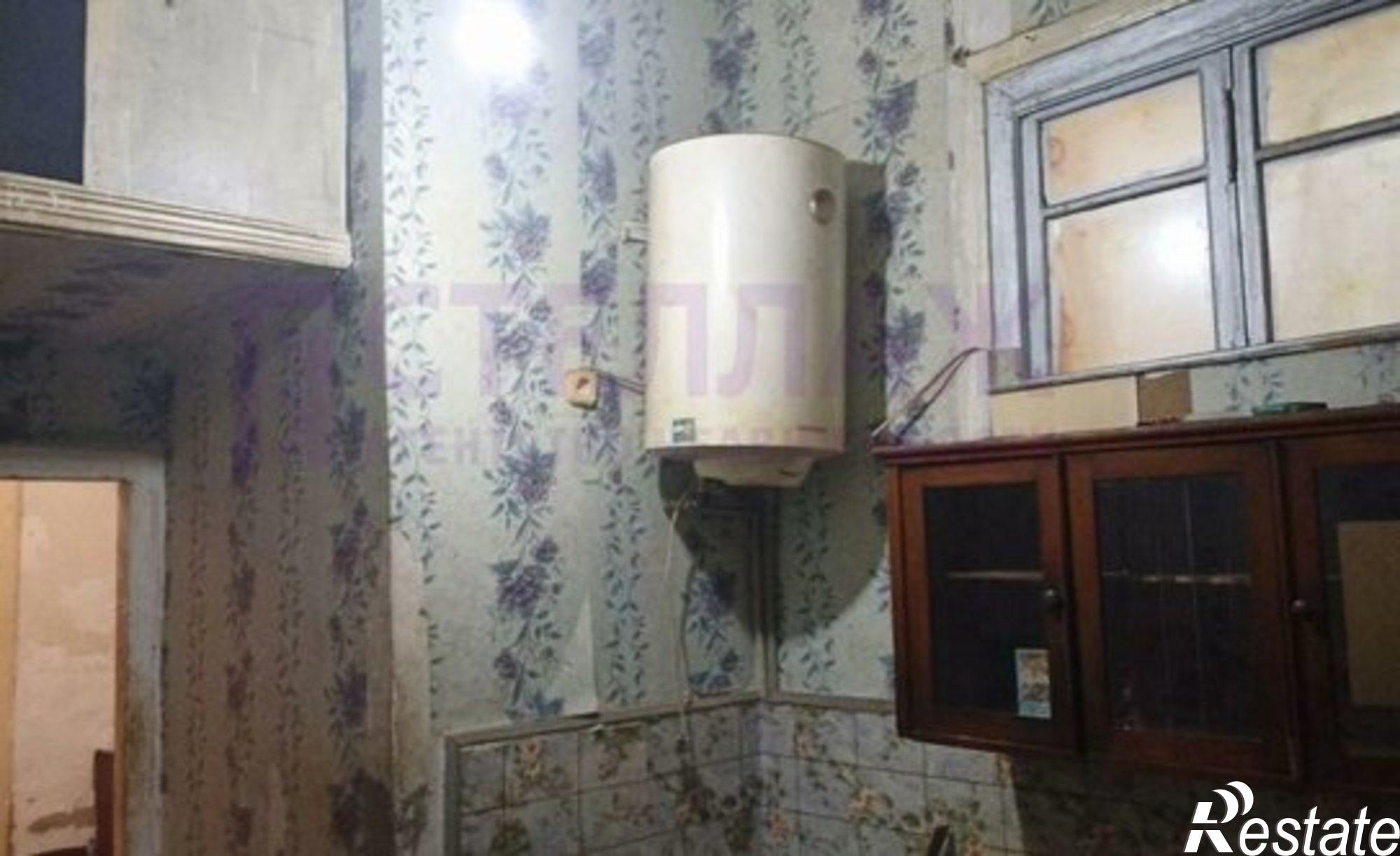 Купить квартиру за 4 180 000 рублей на Адмиральский б-р, 40