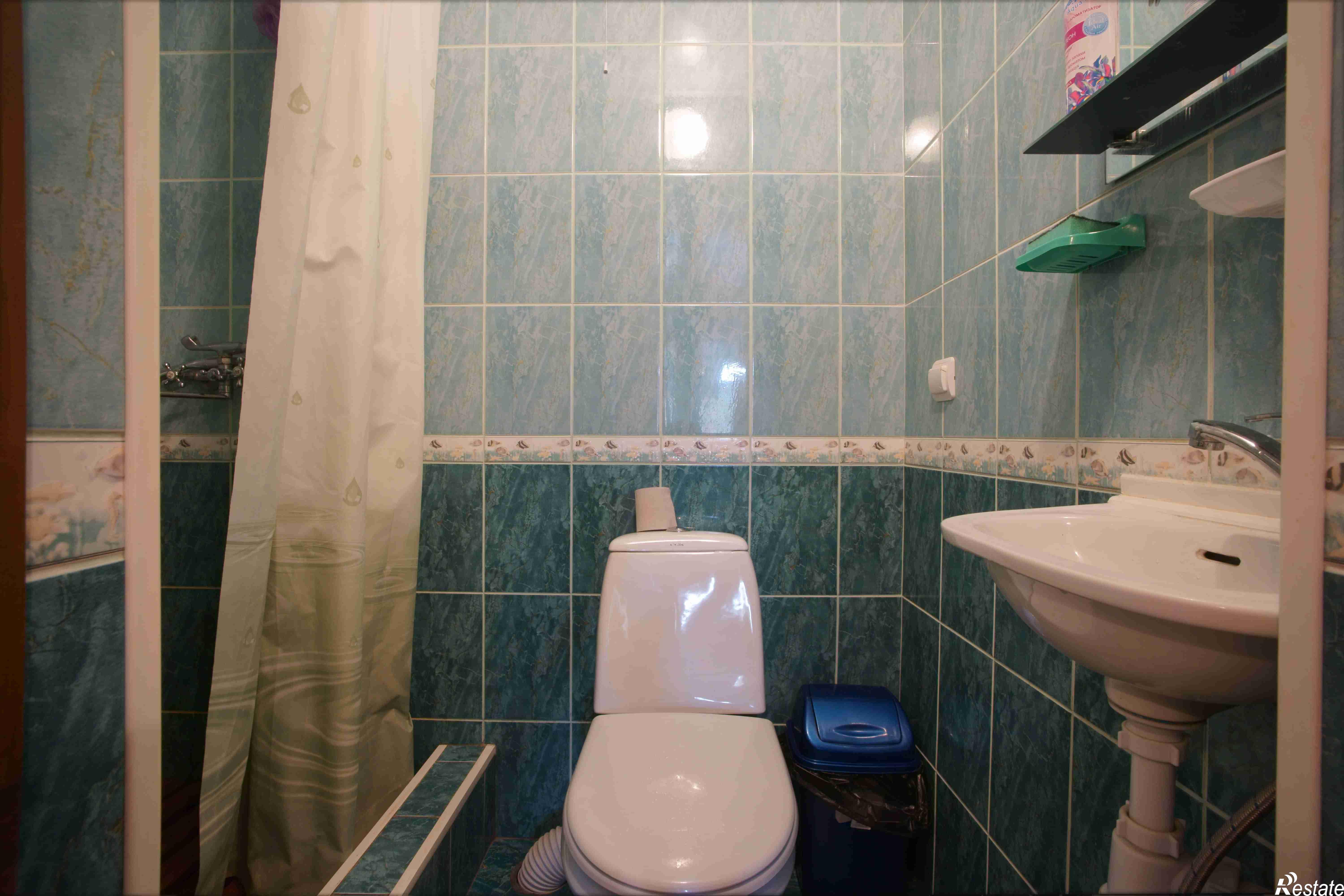 Сдать комнату за 998 рублей на Крымская , 1