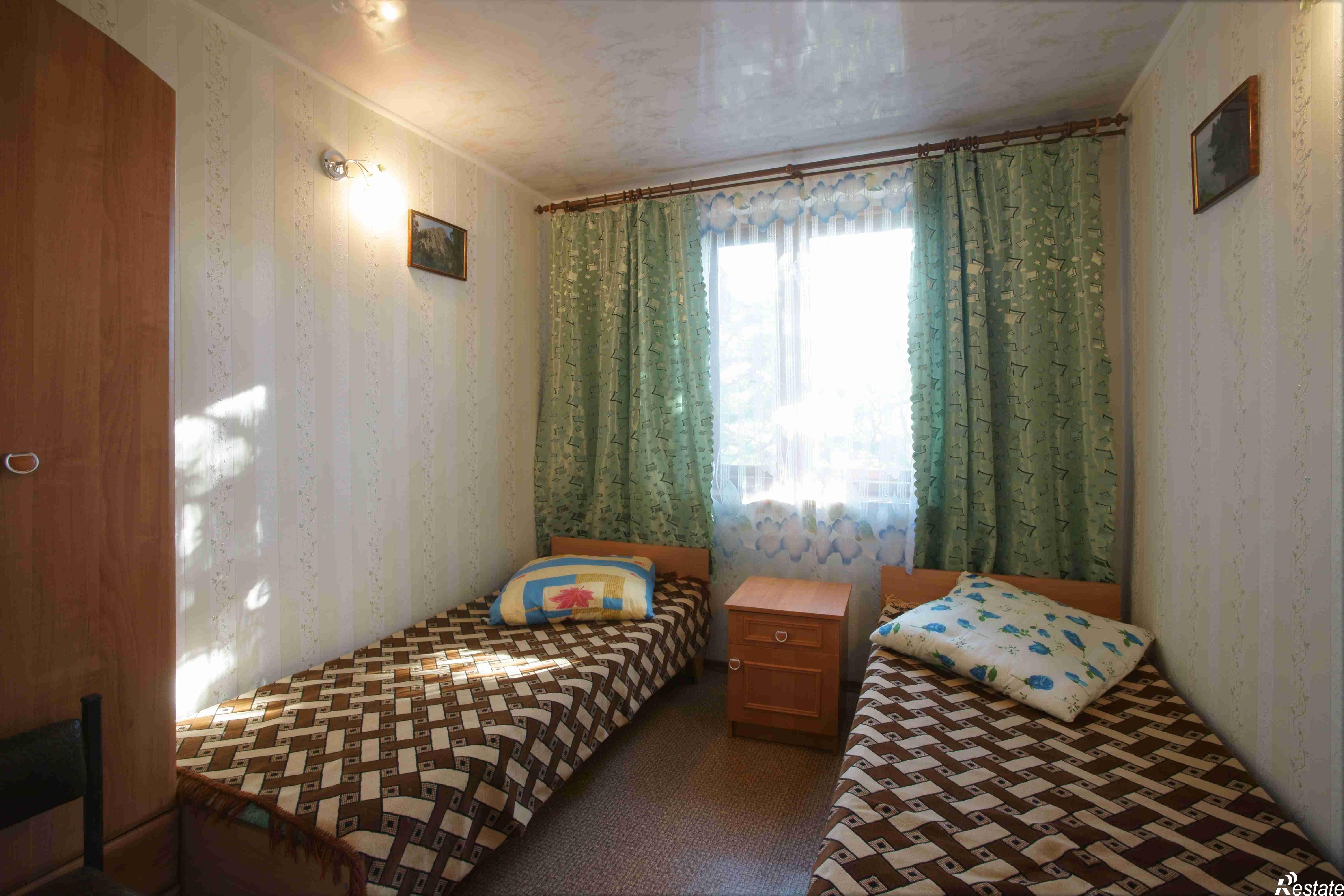 Сдать комнату за 998 рублей на Крымская , 1