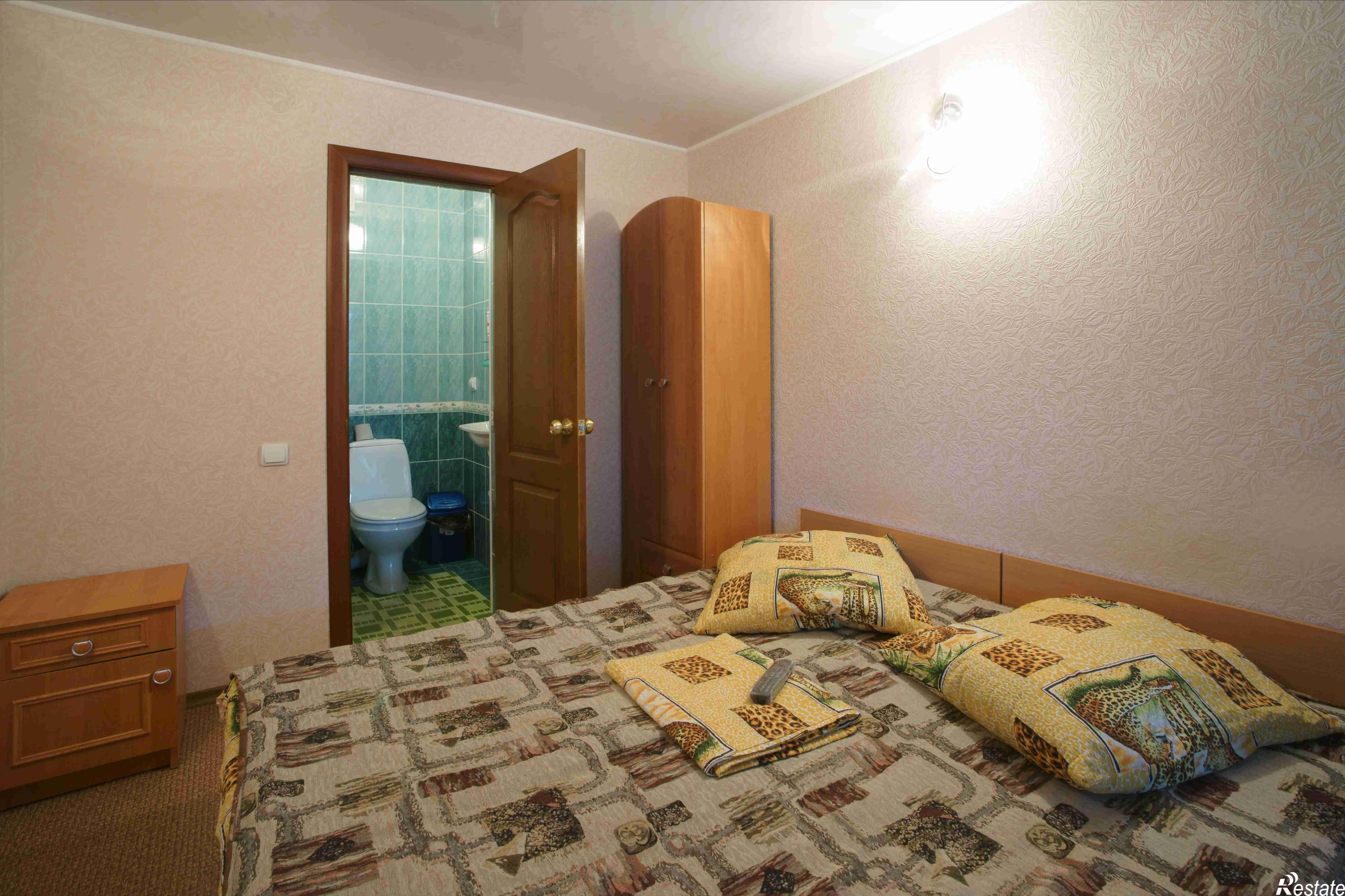 Сдать комнату за 998 рублей на Крымская , 1