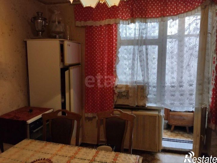 3-комн квартира улица Челнокова, 66,  д. 66