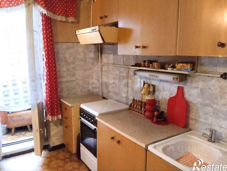 3-комн квартира улица Челнокова, 66,  д. 66