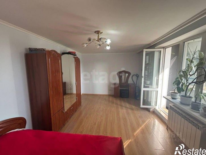 3-комн квартира Симферопольское шоссе, 24Г,  д. 24Г