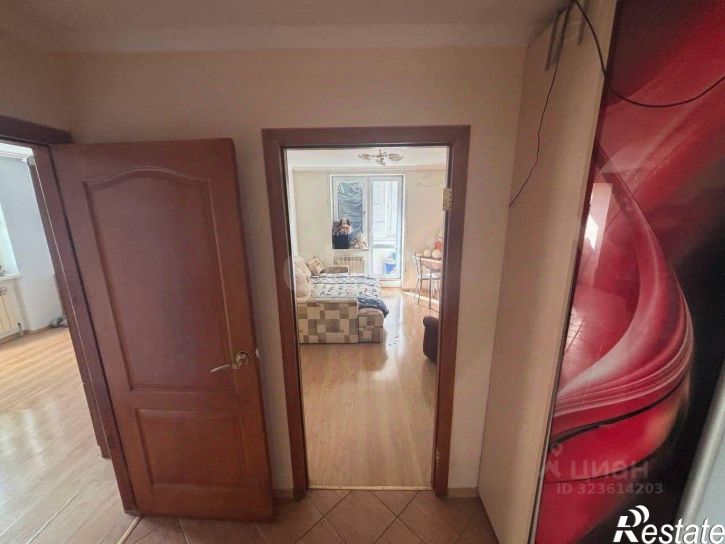 3-комн квартира Симферопольское шоссе, 24Г,  д. 24Г