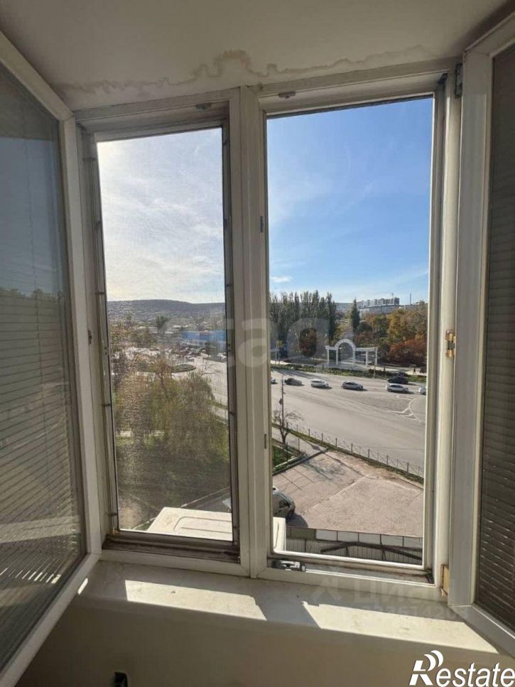 3-комн квартира Симферопольское шоссе, 24Г,  д. 24Г