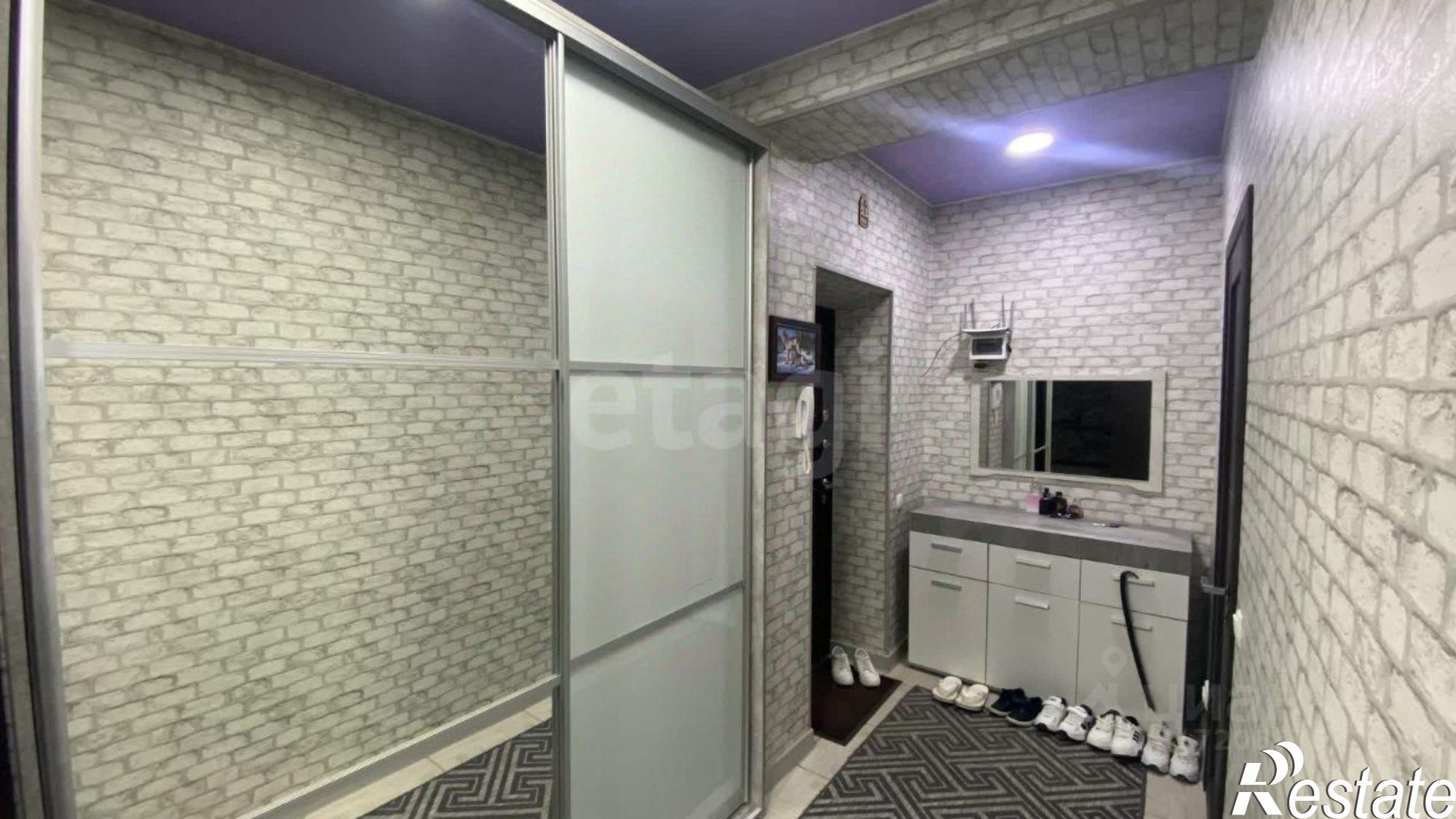 Купить квартиру за 15 300 000 рублей на улица Дружбы, 42Е