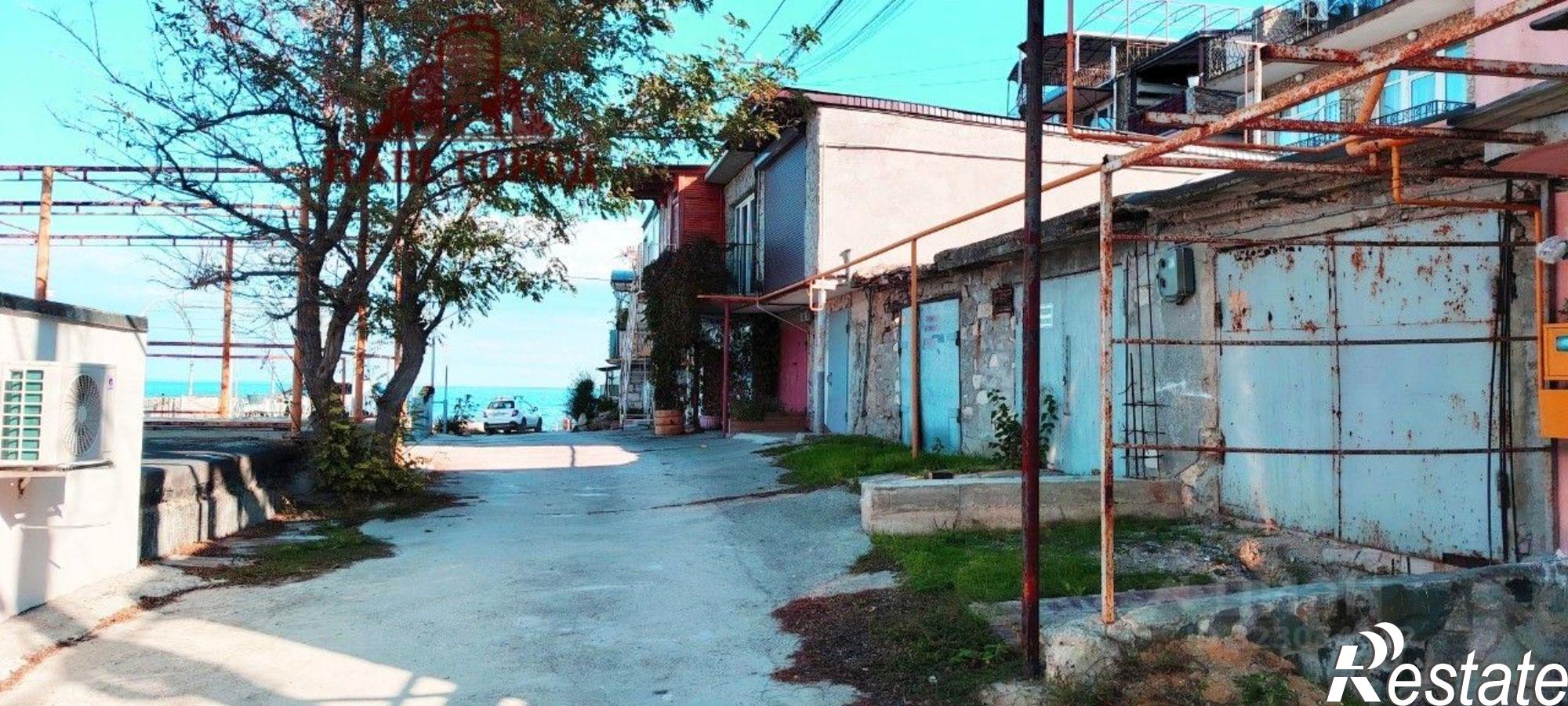 Купить гараж, место в паркинге за 2 200 010 рублей на Сиренная улица