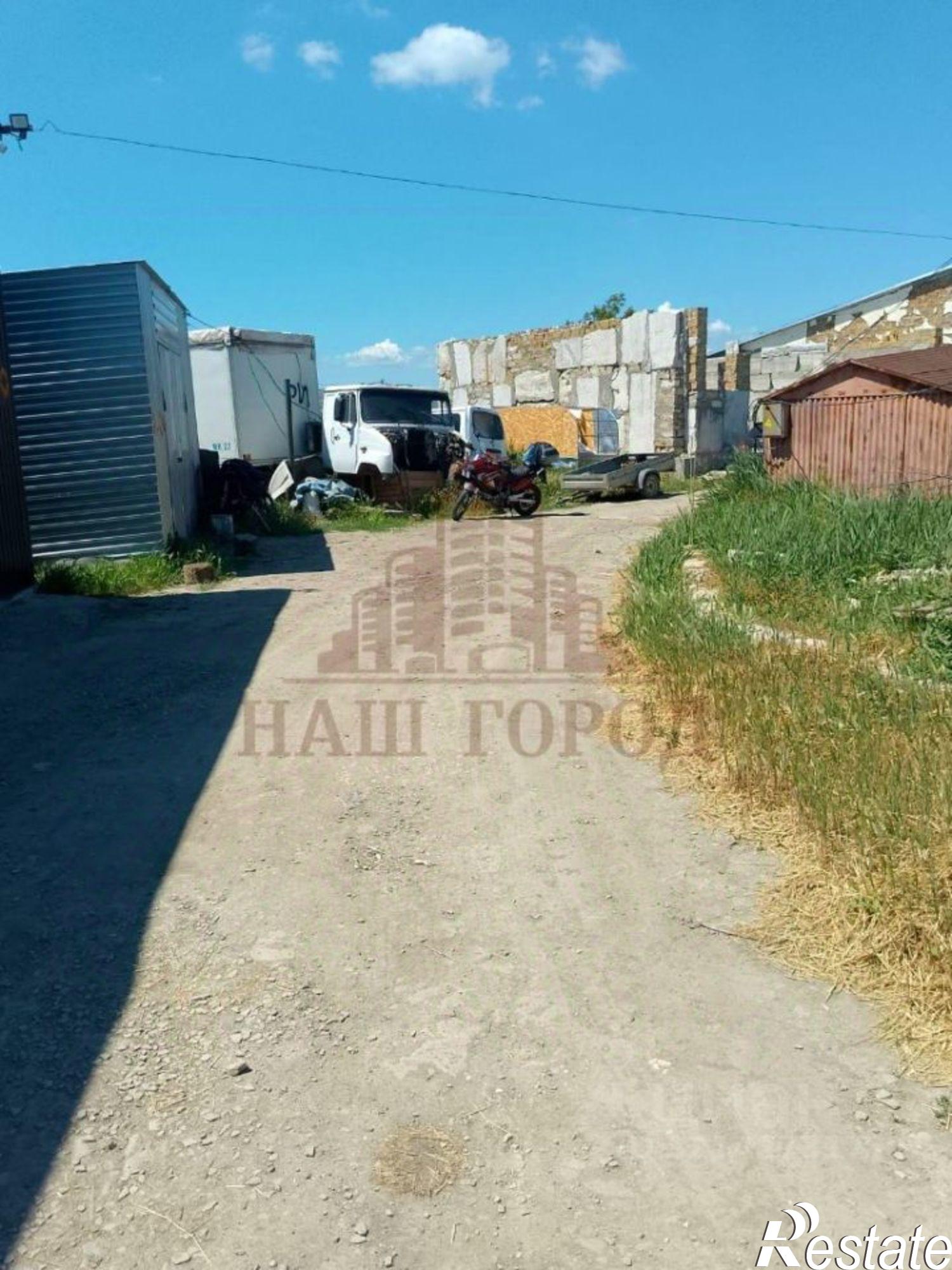 Купить гараж, место в паркинге за 400 014 рублей на Лесопарковая улица, 5