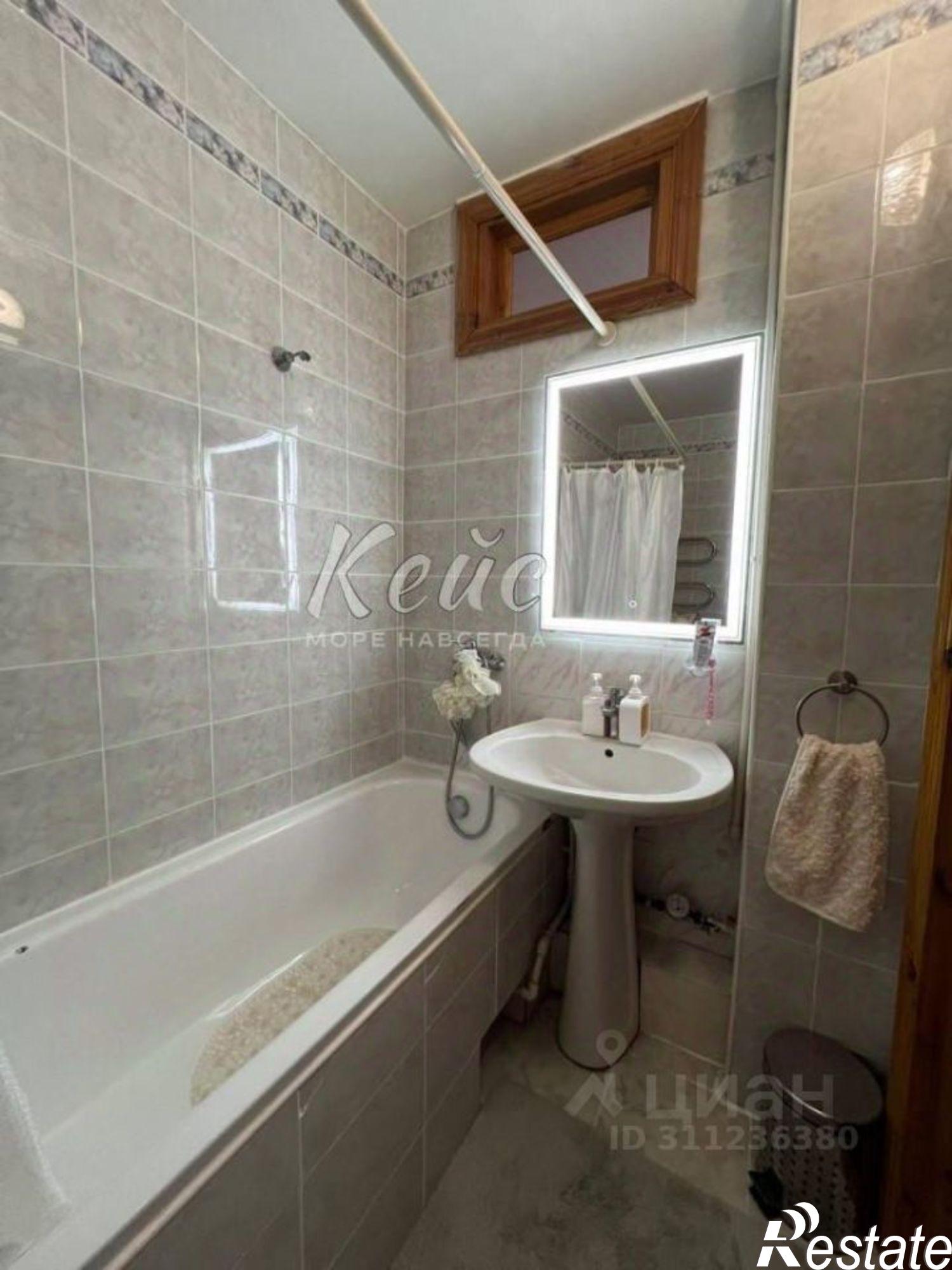 Купить квартиру за 10 610 000 рублей на улица Степаняна, 63