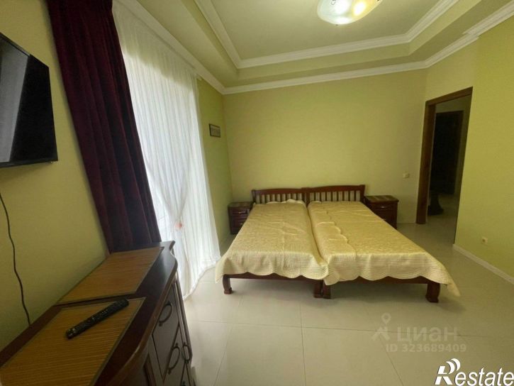 2-комн квартира улица Гарнаева, 22,  д. 22