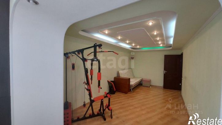 3-комн квартира б-р Старшинова, 21,  д. 21