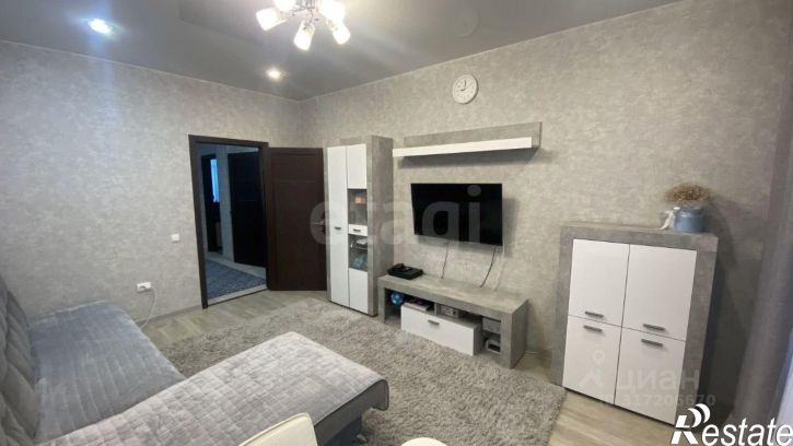 3-комн квартира улица Дружбы, 42Е,  д. 42Е