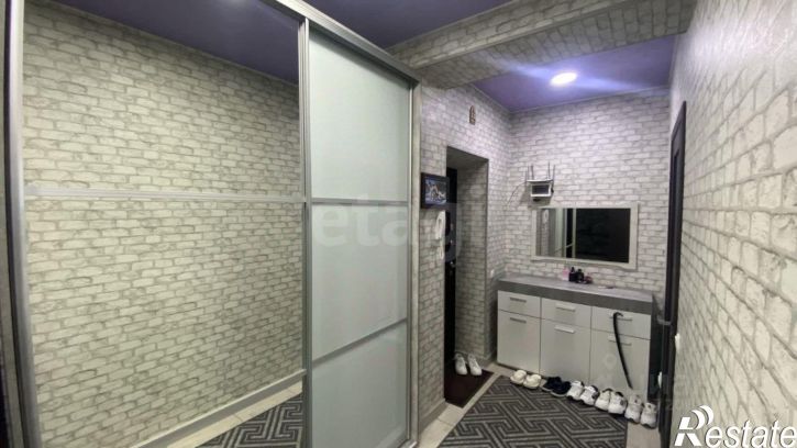 3-комн квартира улица Дружбы, 42Е,  д. 42Е