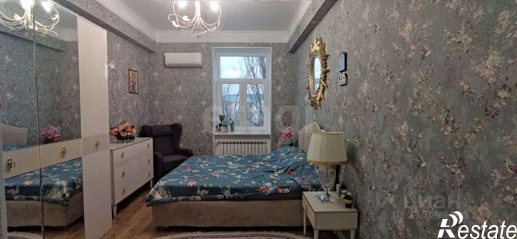 4-комн квартира ул Назукина, 1,  д. 1