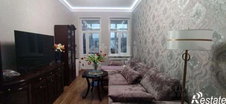 4-комн квартира ул Назукина, 1,  д. 1