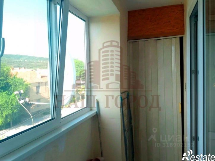 2-комн квартира улица Челнокова, 56Б,  д. 56Б