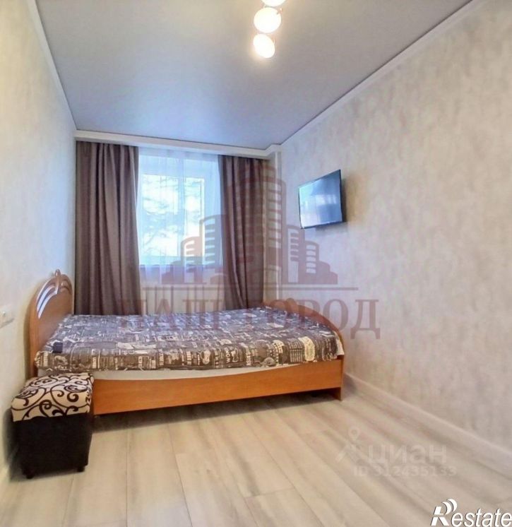 2-комн квартира ул В.Коробкова, 3,  д. 3