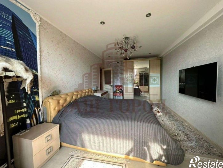 3-комн квартира ул Крымская, 1Г,  д. 1Г