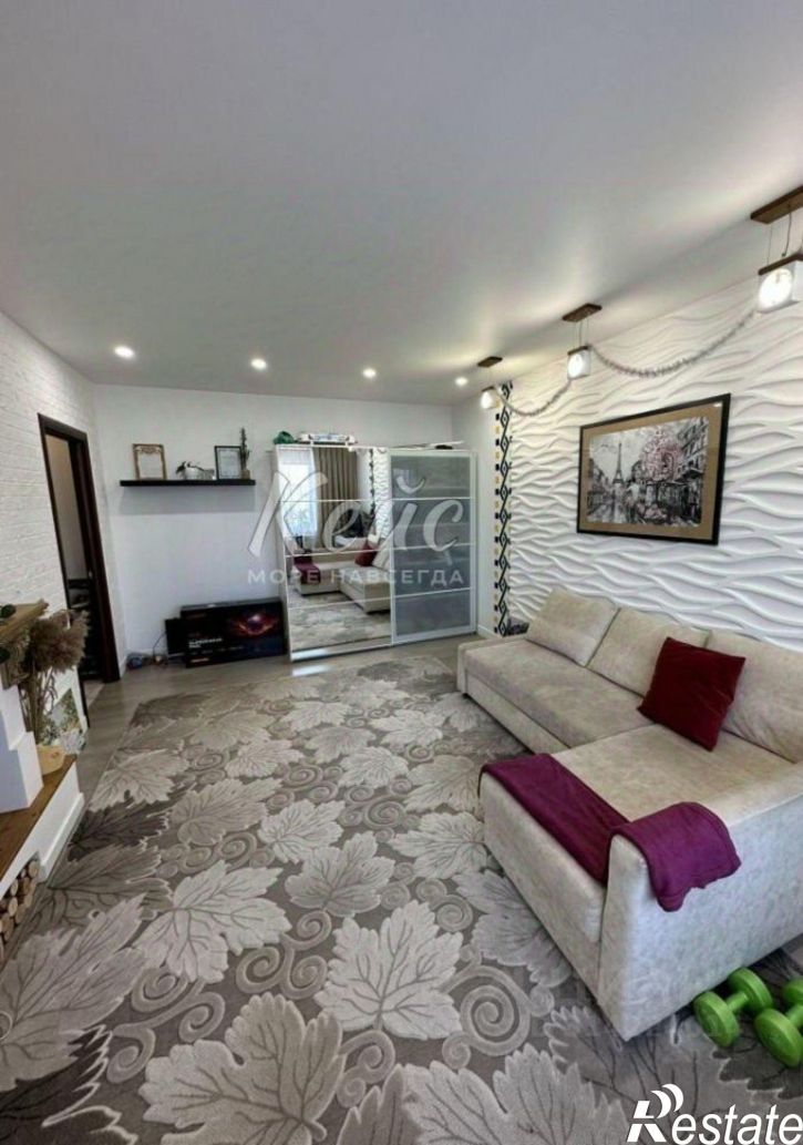 2-комн квартира улица Гарнаева, 63Д,  д. 63Д