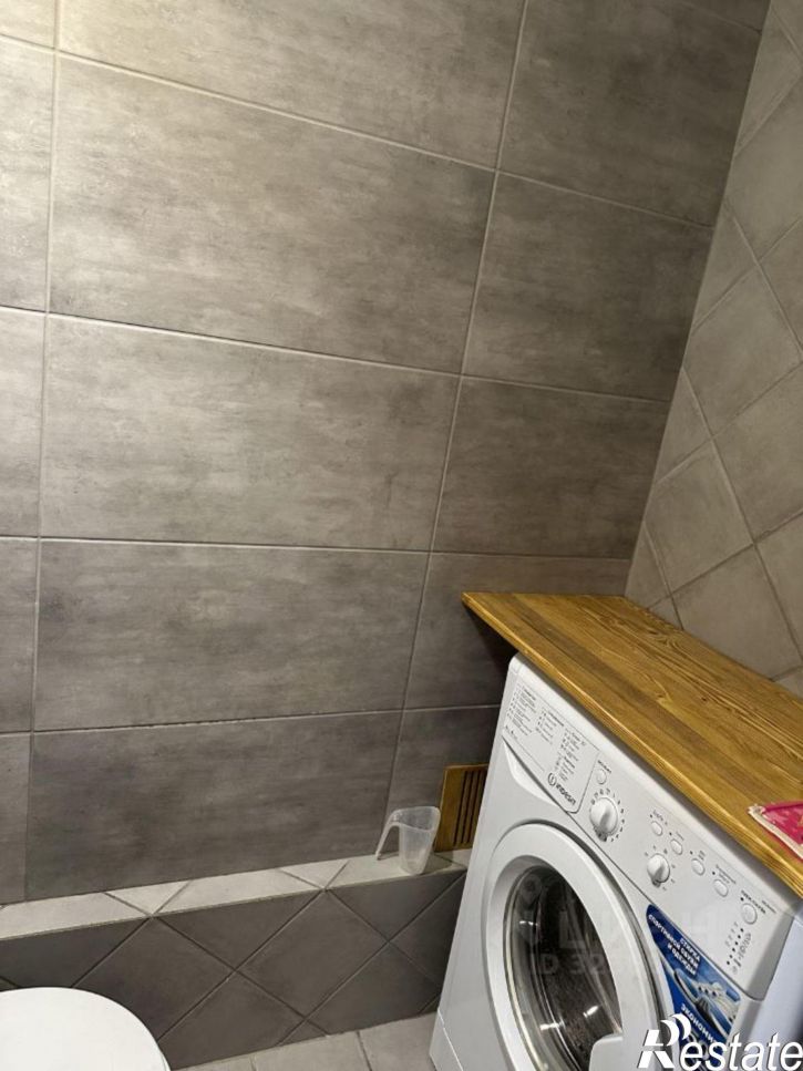 2-комн квартира улица Гарнаева, 63Д,  д. 63Д