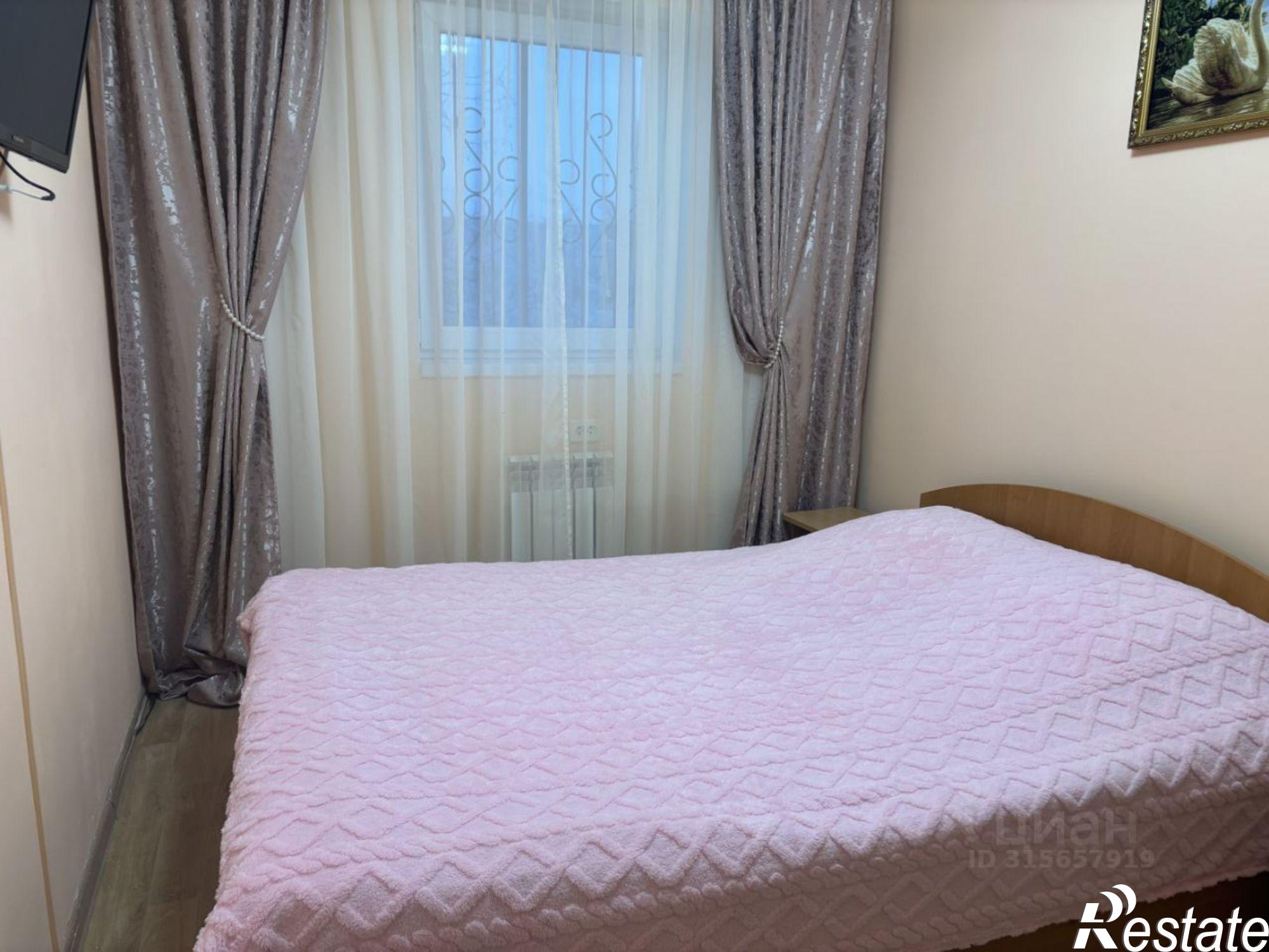 Сдать дачу, дом, коттедж за 25 000 рублей на Клубный переулок