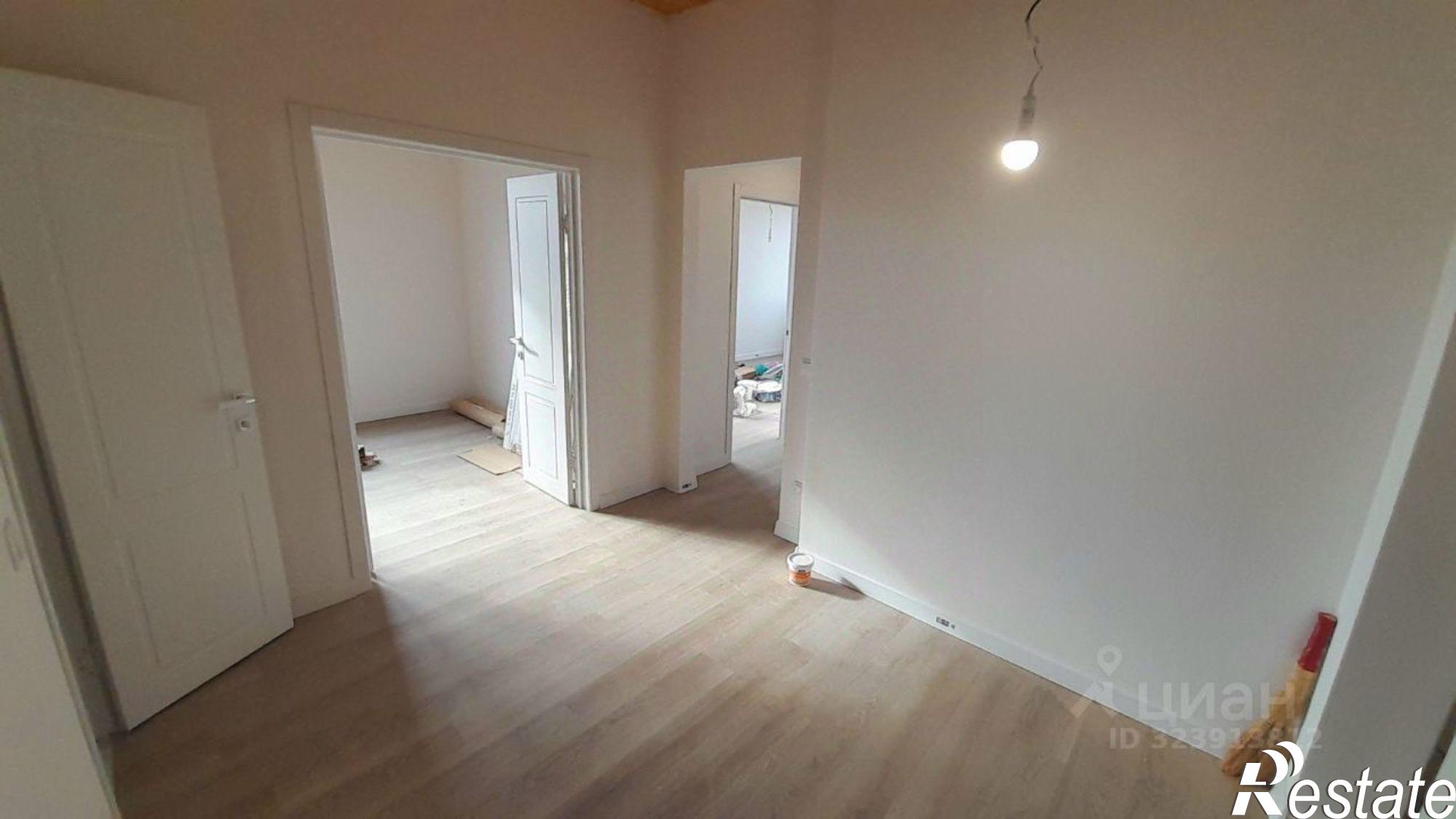 Купить квартиру за 10 750 000 рублей на Симферопольское шоссе, 28