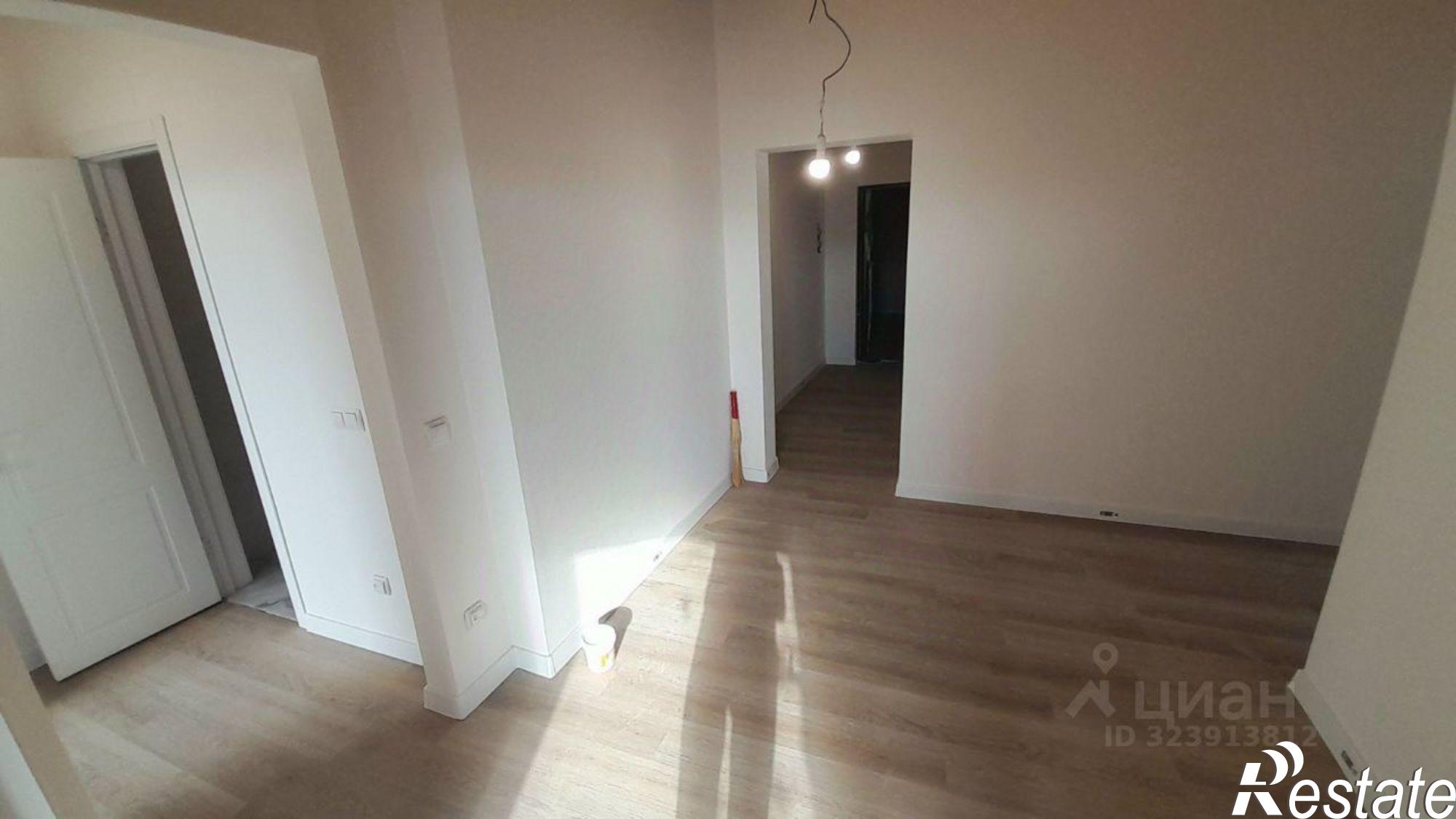 Купить квартиру за 10 750 000 рублей на Симферопольское шоссе, 28