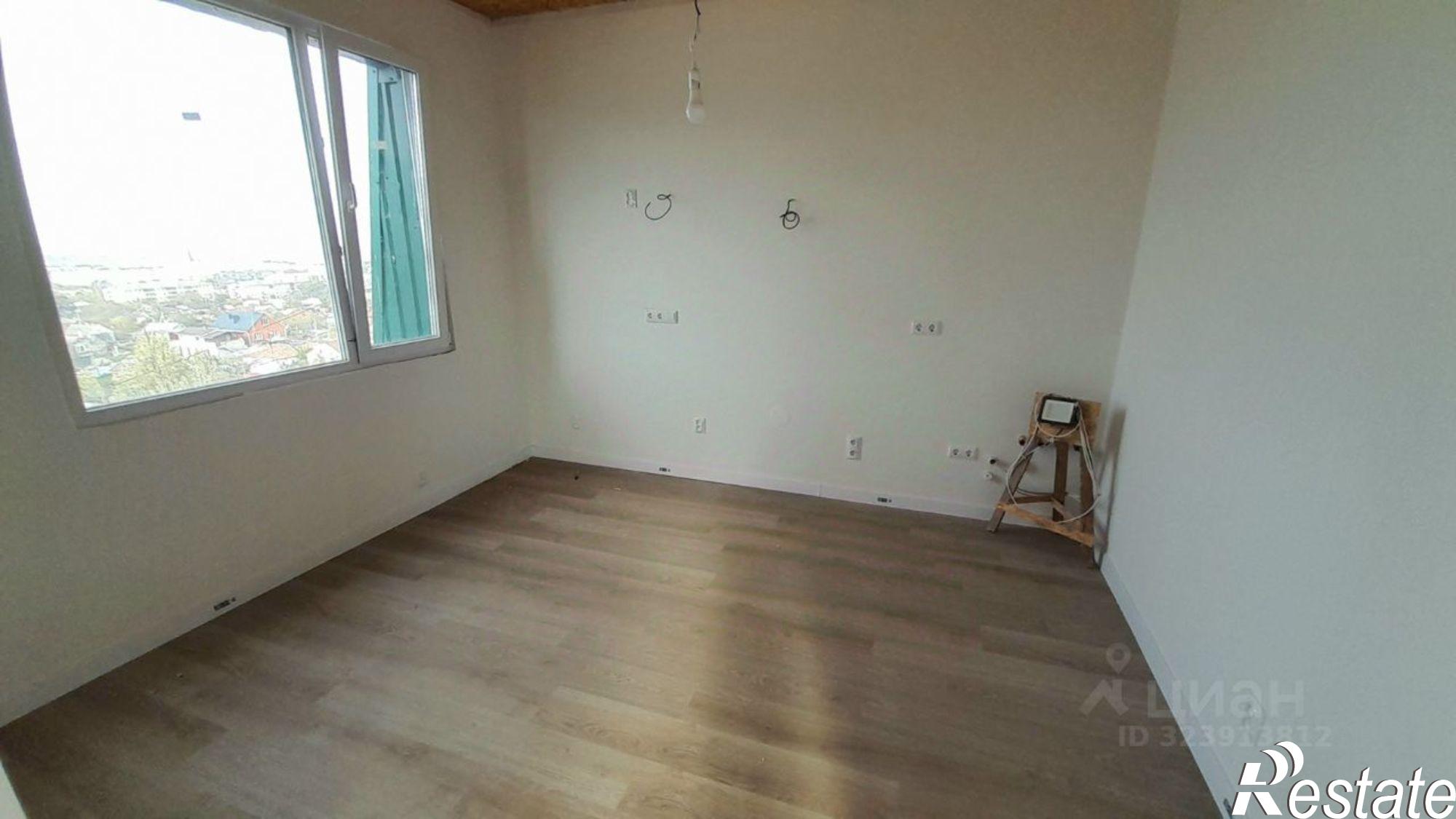 Купить квартиру за 10 750 000 рублей на Симферопольское шоссе, 28