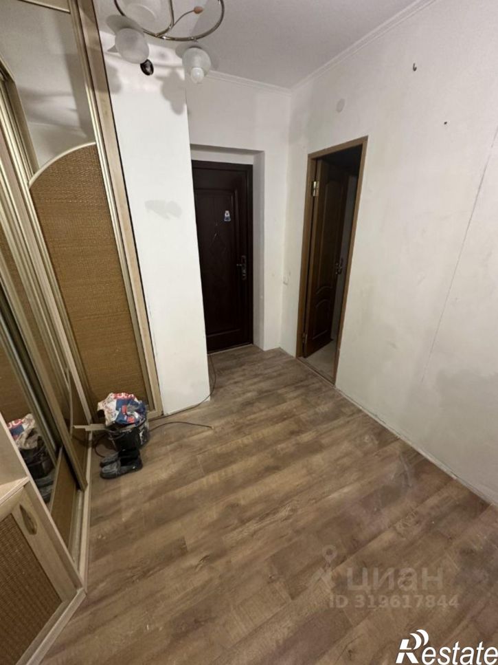 3-комн квартира Симферопольское шоссе, 24Г,  д. 24Г