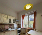 3-комн, 100кв м, этаж 1/5 улица Горького, 1Б