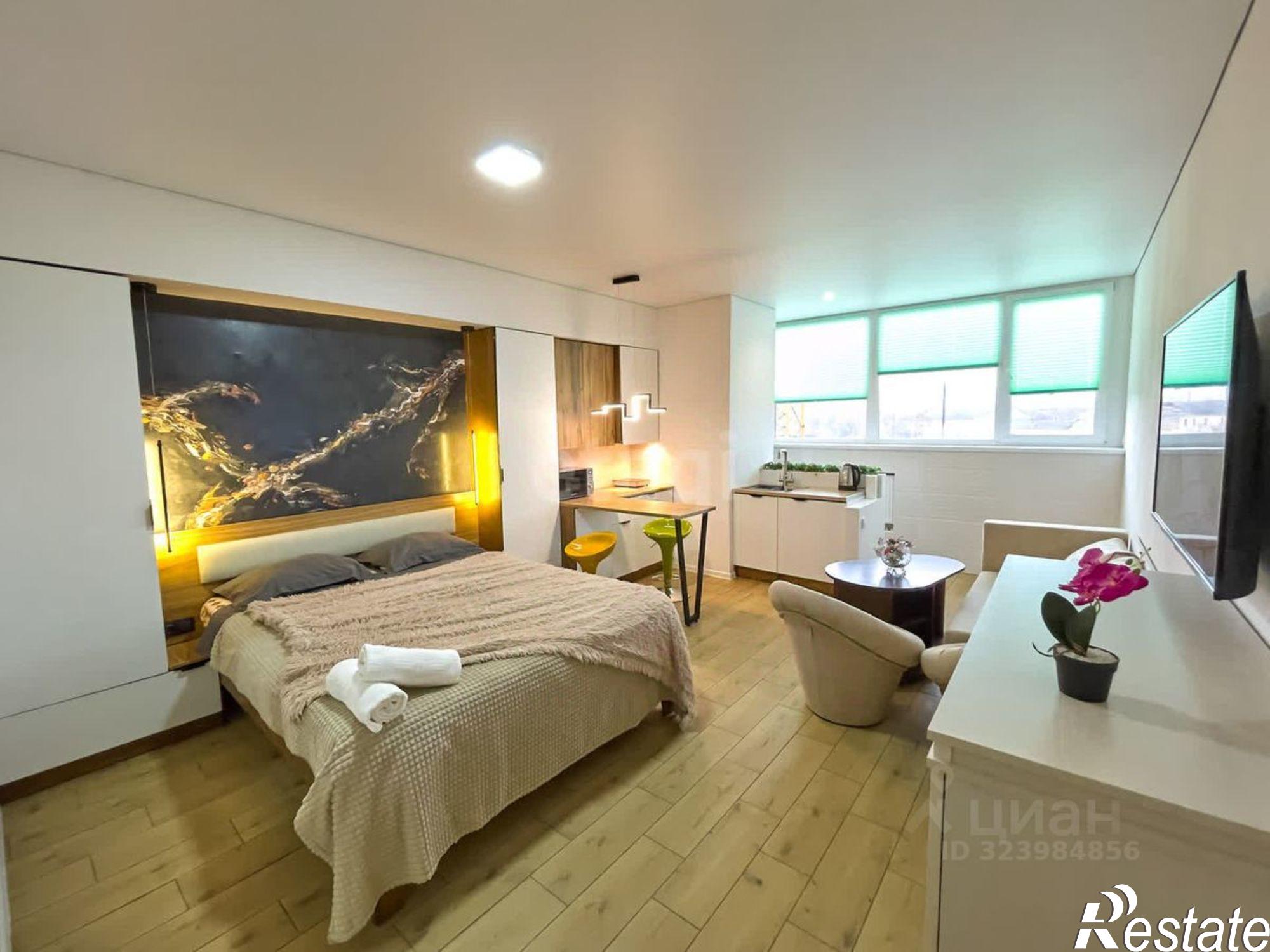 Купить квартиру за 10 000 000 рублей на Черноморская набережная, 1В