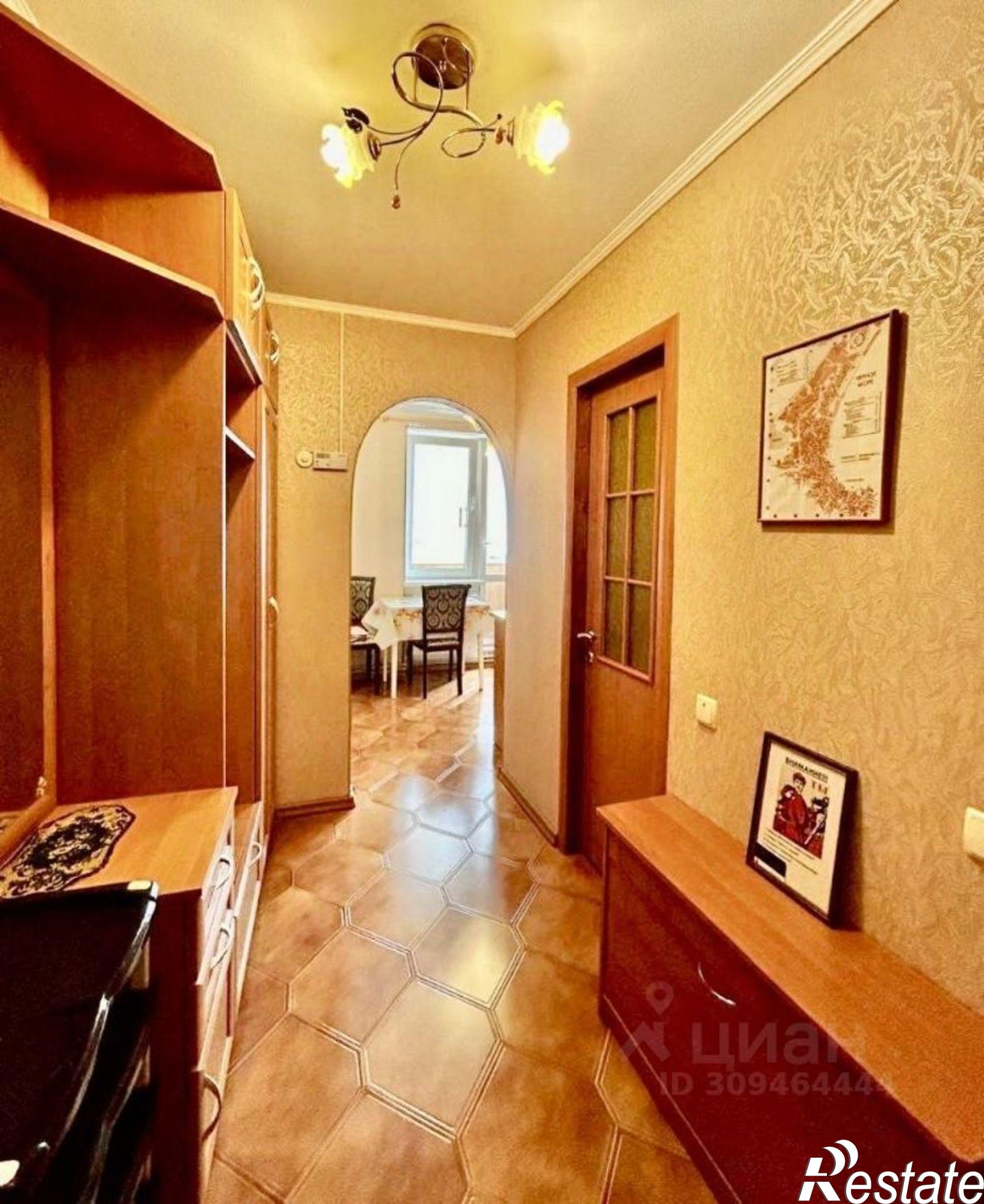 Купить квартиру за 6 300 000 рублей на Симферопольское шоссе, 24Г