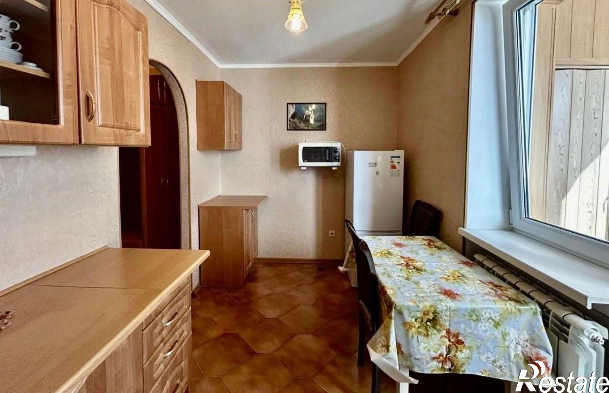 Купить квартиру за 6 300 000 рублей на Симферопольское шоссе, 24Г