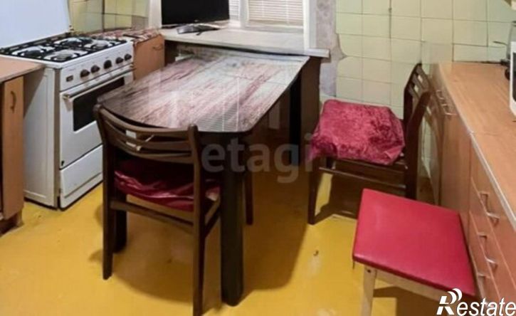 2-комн квартира улица Горького, 4,  д. 4