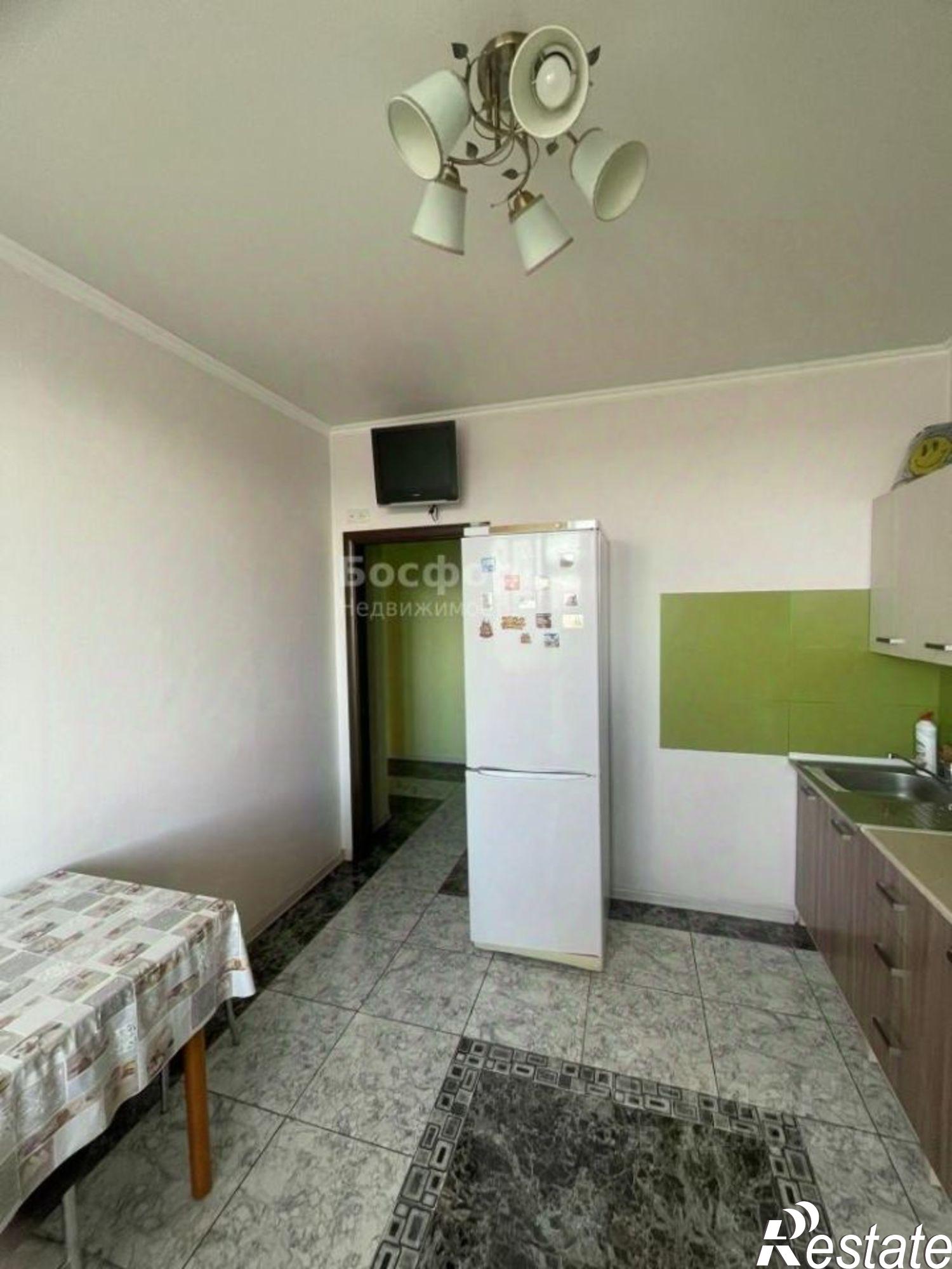 Сдать квартиру за 25 000 рублей на ул Гарнаева, 63К