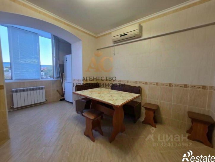 3-комн квартира б-р Старшинова, 8А,  д. 8А