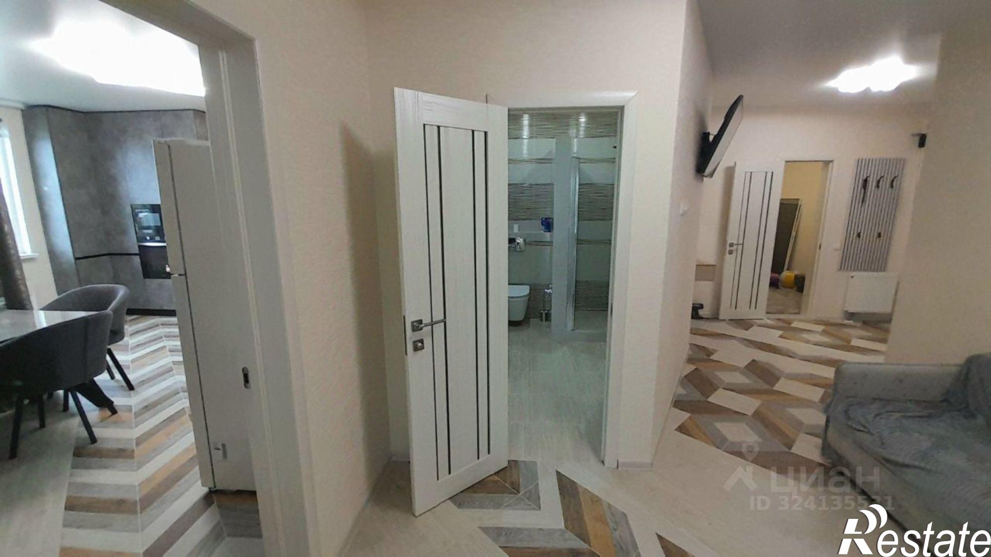 Сдать квартиру за 55 000 рублей на Черноморская набережная, 1В