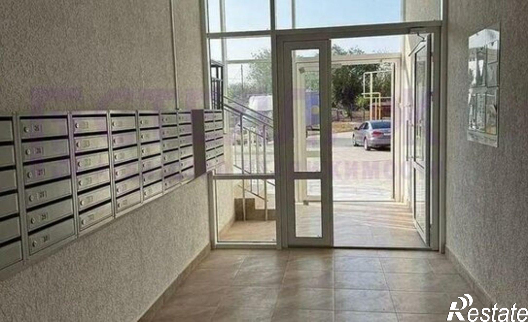 Купить квартиру за 9 000 000 рублей на Черноморская наб, 1В