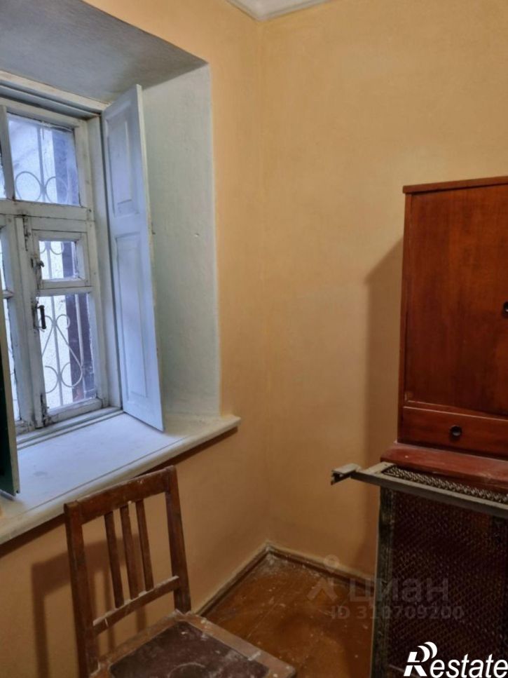 1-комн квартира улица Комисарова, 28,  д. 28