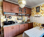 2-комн, 54кв м, этаж 1/5 улица Челнокова, 78