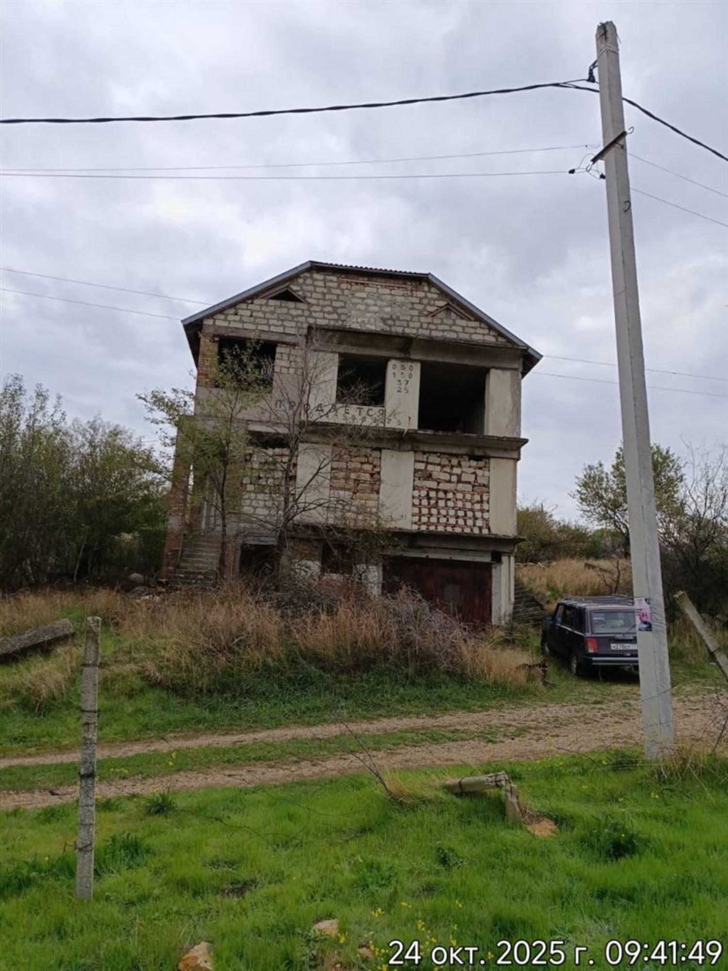 Купить дачу, дом, коттедж за 20 000 000 рублей на ул Персиковая, д. 31