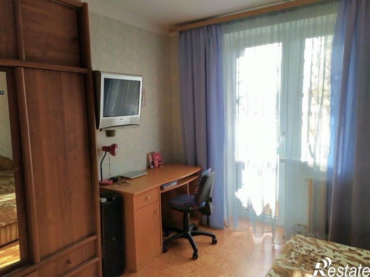 3-комн квартира Строительная улица, 1,  д. 1