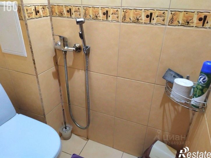 3-комн квартира Строительная улица, 1,  д. 1