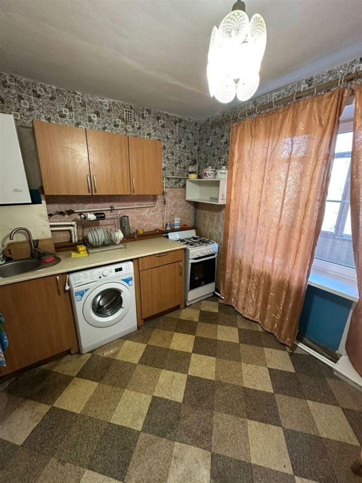 3-комн квартира ул Одесская, д. 4