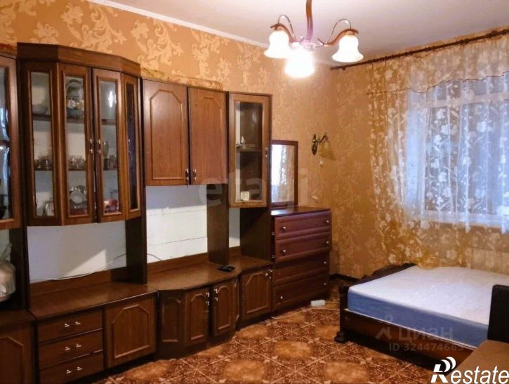3-комн квартира улица Дружбы, 42Е,  д. 42Е