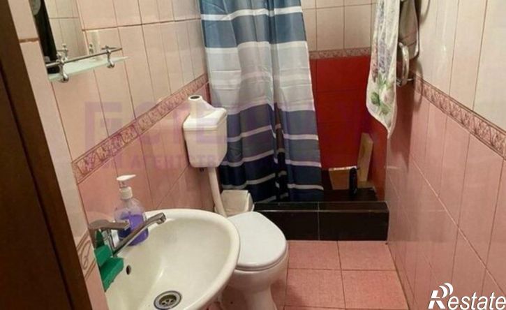 2-комн квартира улица Челнокова, 5,  д. 5