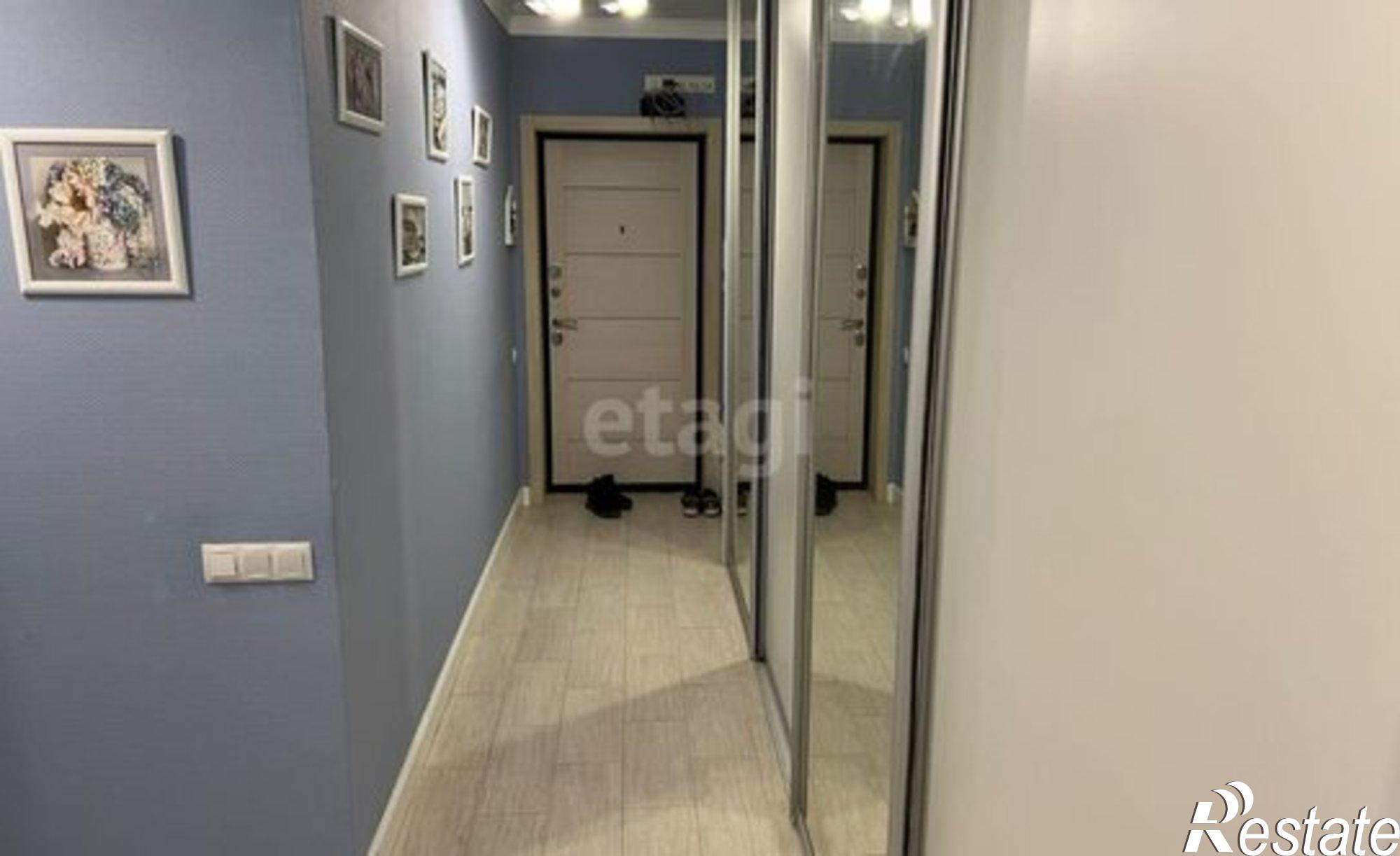 Купить квартиру за 12 000 000 рублей на Симферопольское шоссе, 24Е