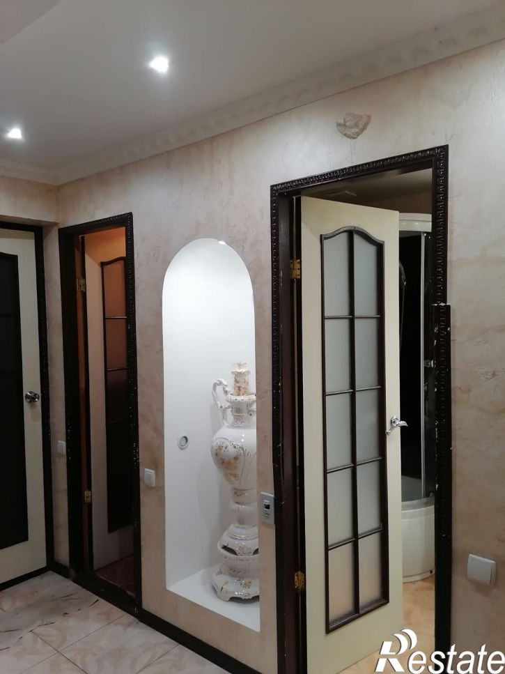 3-комн квартира Челнокова , 80