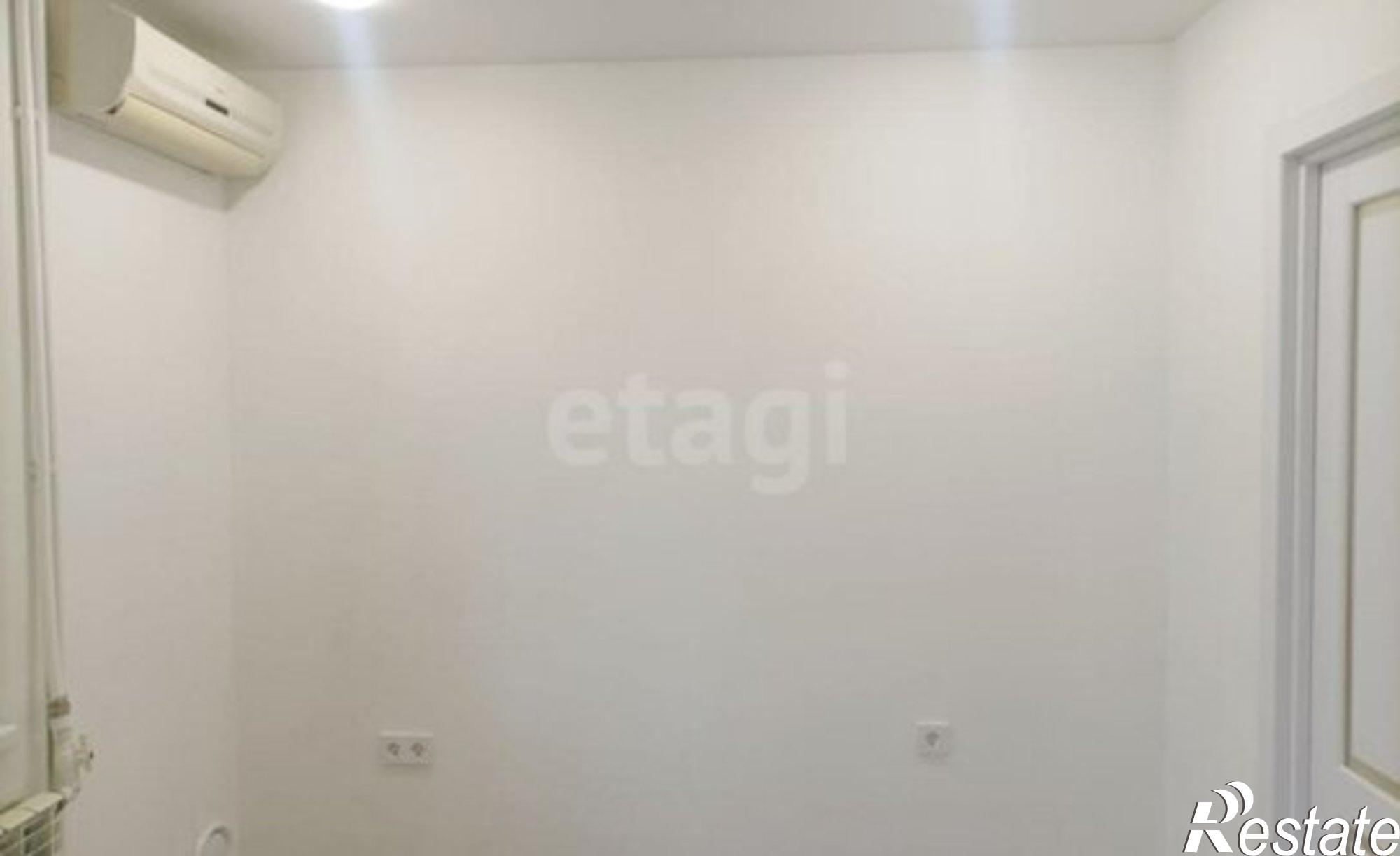 Купить квартиру за 10 500 000 рублей на Симферопольское шоссе, 41