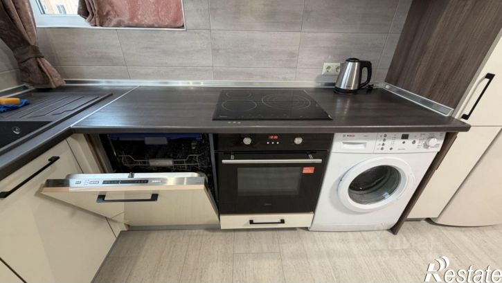 2-комн квартира Симферопольское шоссе, 11 к1,  д. 11 к1